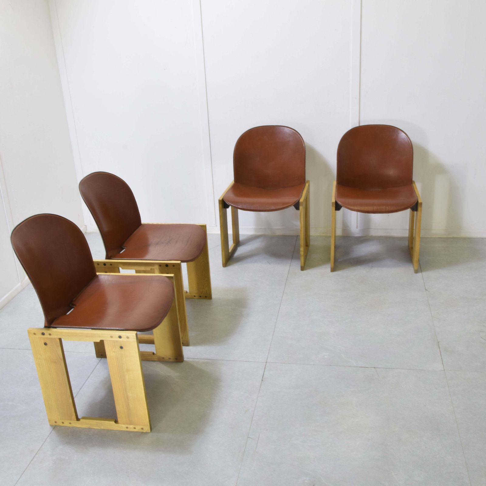 Afra Tobia Scarpa Dialogo Set Of Four Dialogo Chairs 1970s. photo Furniture