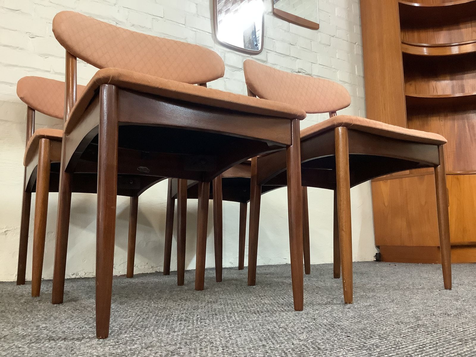 photo vinterior Set Of Four Greaves & Thomas Teak Dining Chairs. Produced London 1950s.
