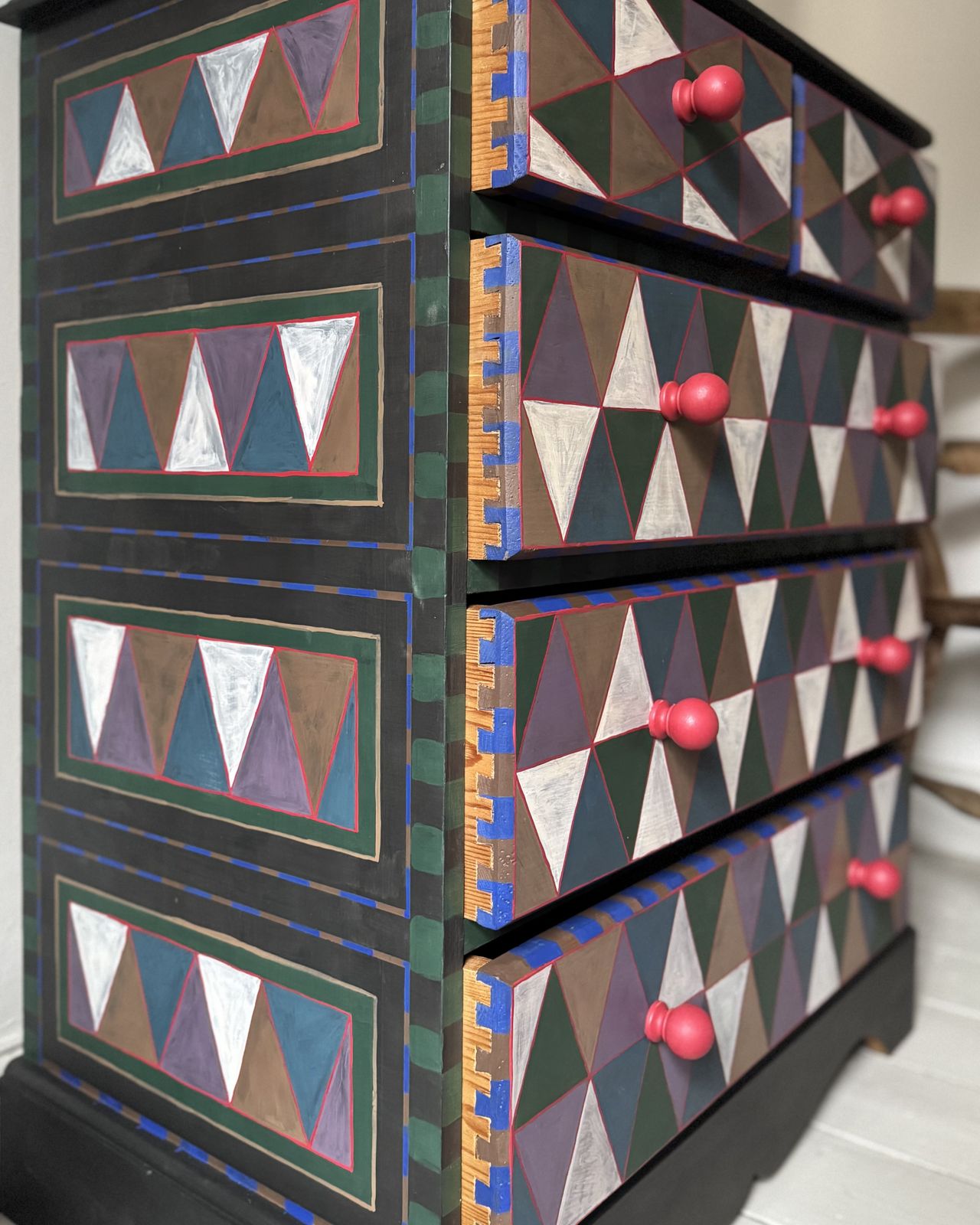 Chest Of Drawers   Alexander photo Furniture