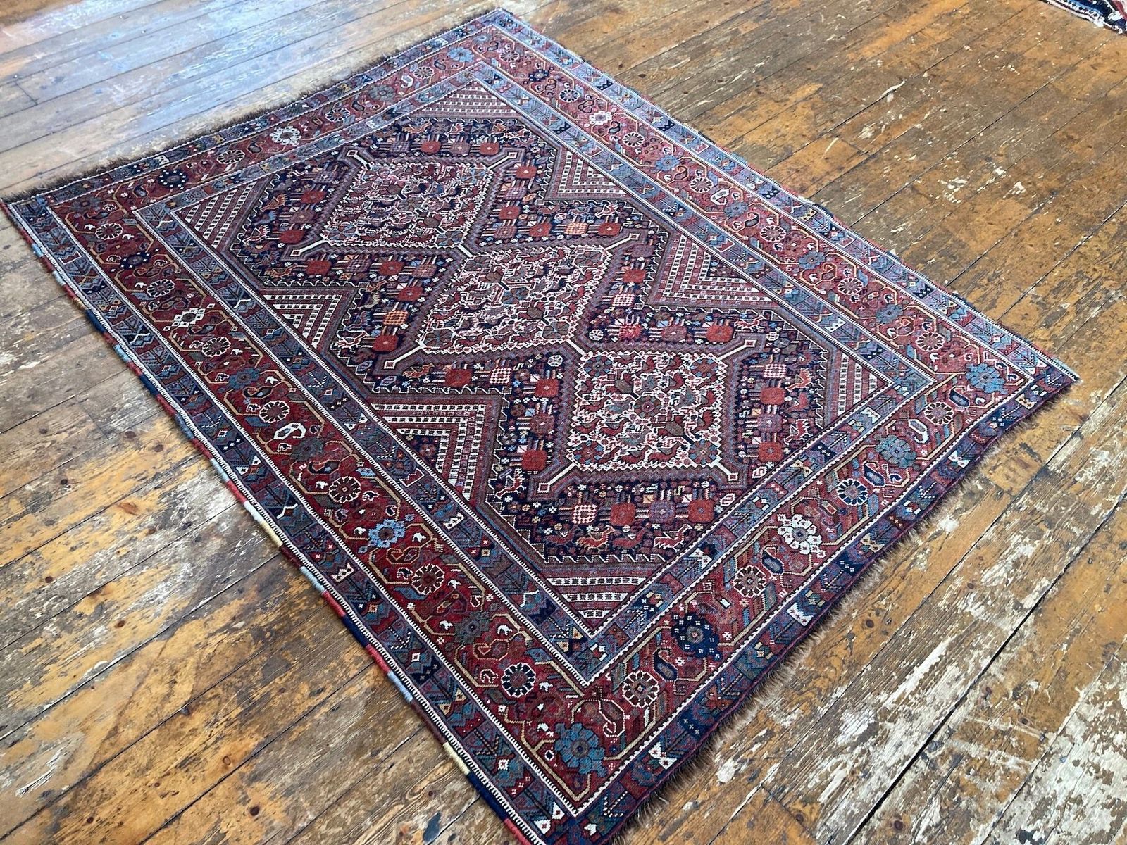 Antique Khamseh Rug 1.78m X 1.45m photo 2200.0