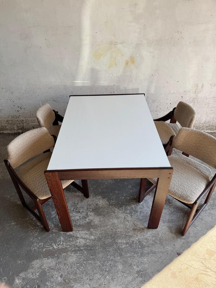 Mid Century Modern White Table And Chairs, Set Of 5 photo Furniture