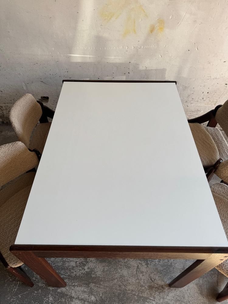 Mid Century Modern White Table And Chairs, Set Of 5 photo buy