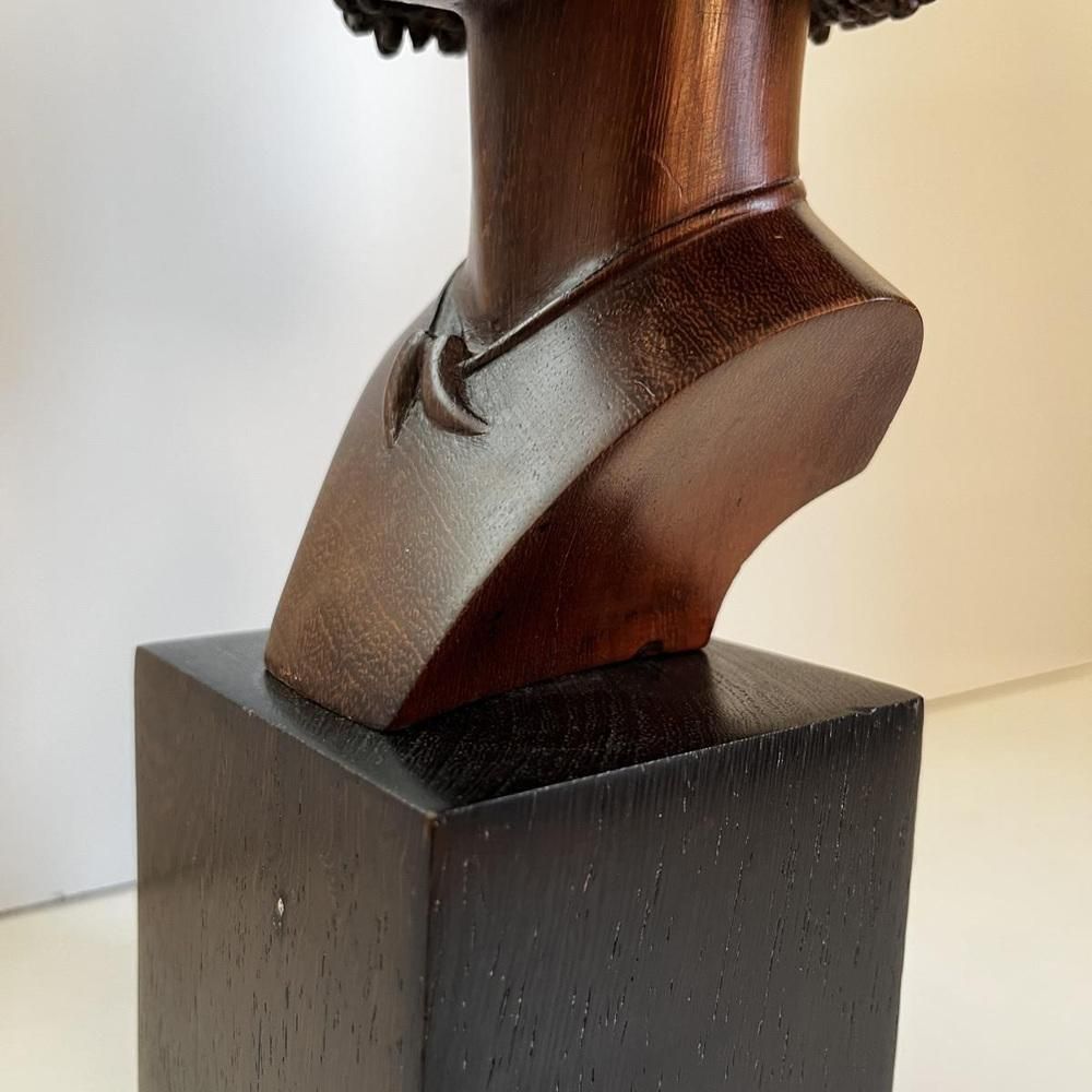 photo for sale Africanist Sculpture In Palm Wood, 1950