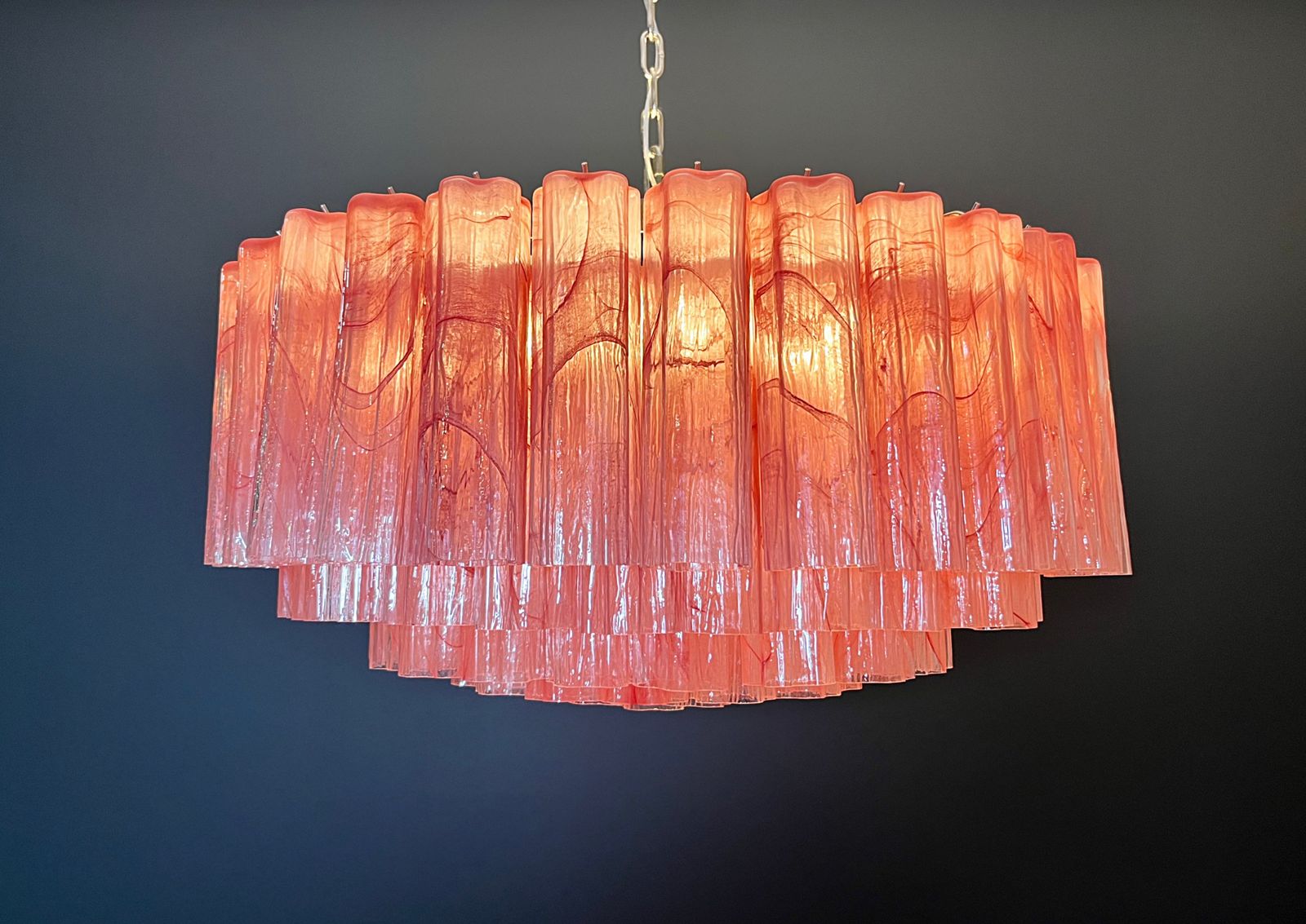 photo vinterior Large Murano Glass Chandelier  101 Pink Alabaster Glass Tube