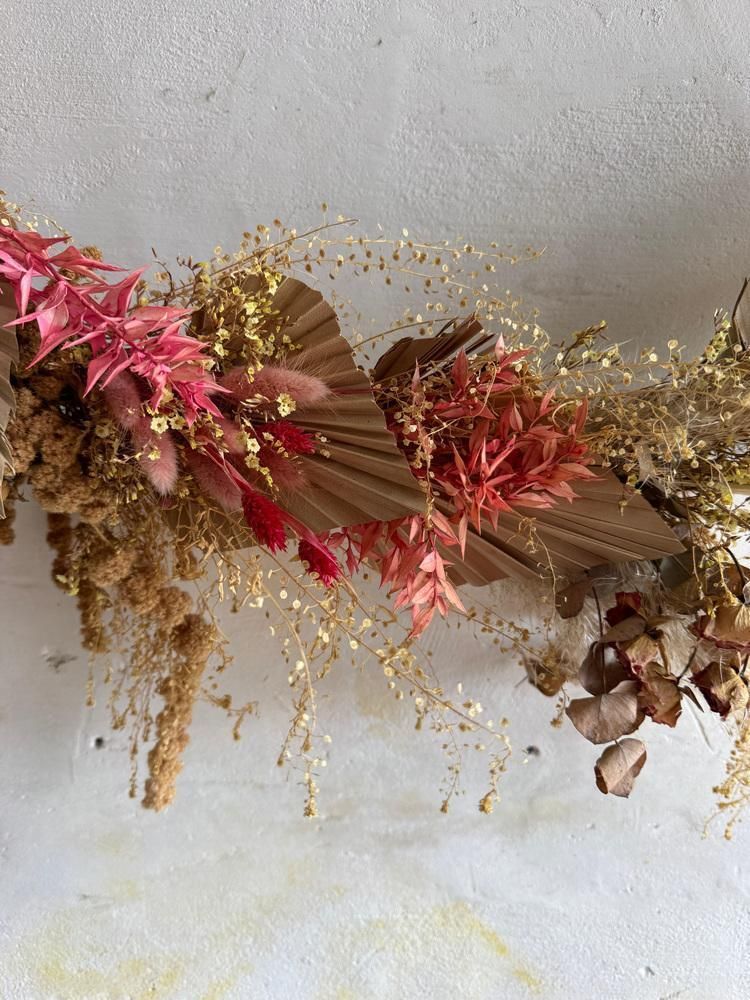 Large Dried Flower Wall Wreath With Bird Detail photo vintage