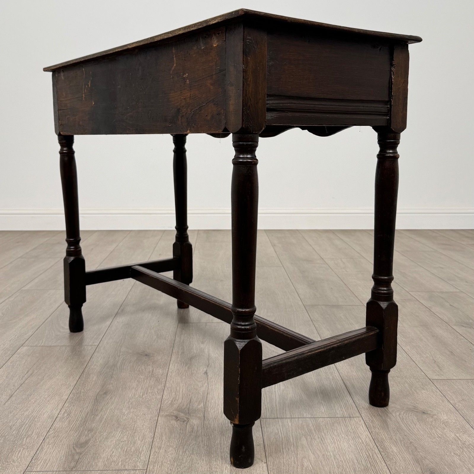 Antique 18th Century Side Table In Oak photo vinterior