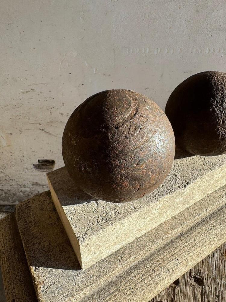 Cannonballs On Pedestal By Walter De Buck, Set Of 4 photo for sale