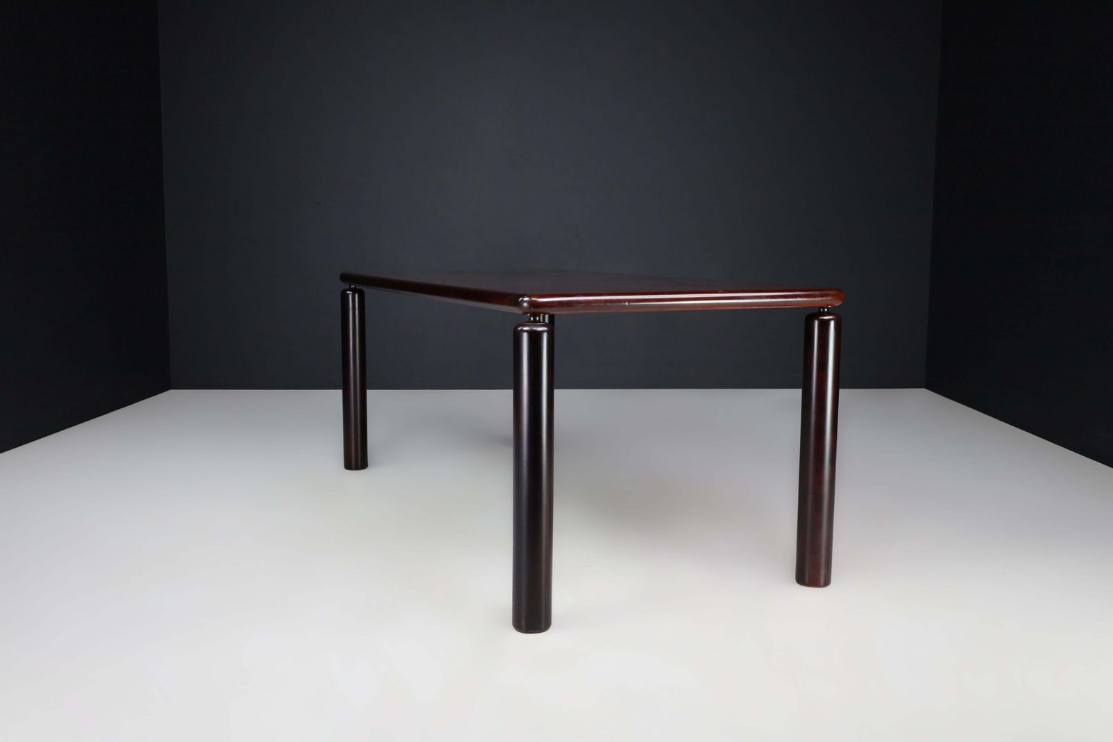 Italian Modernist Dining Table Attributed To The Style Of Tobia Scarpa, 1970s photo vinterior