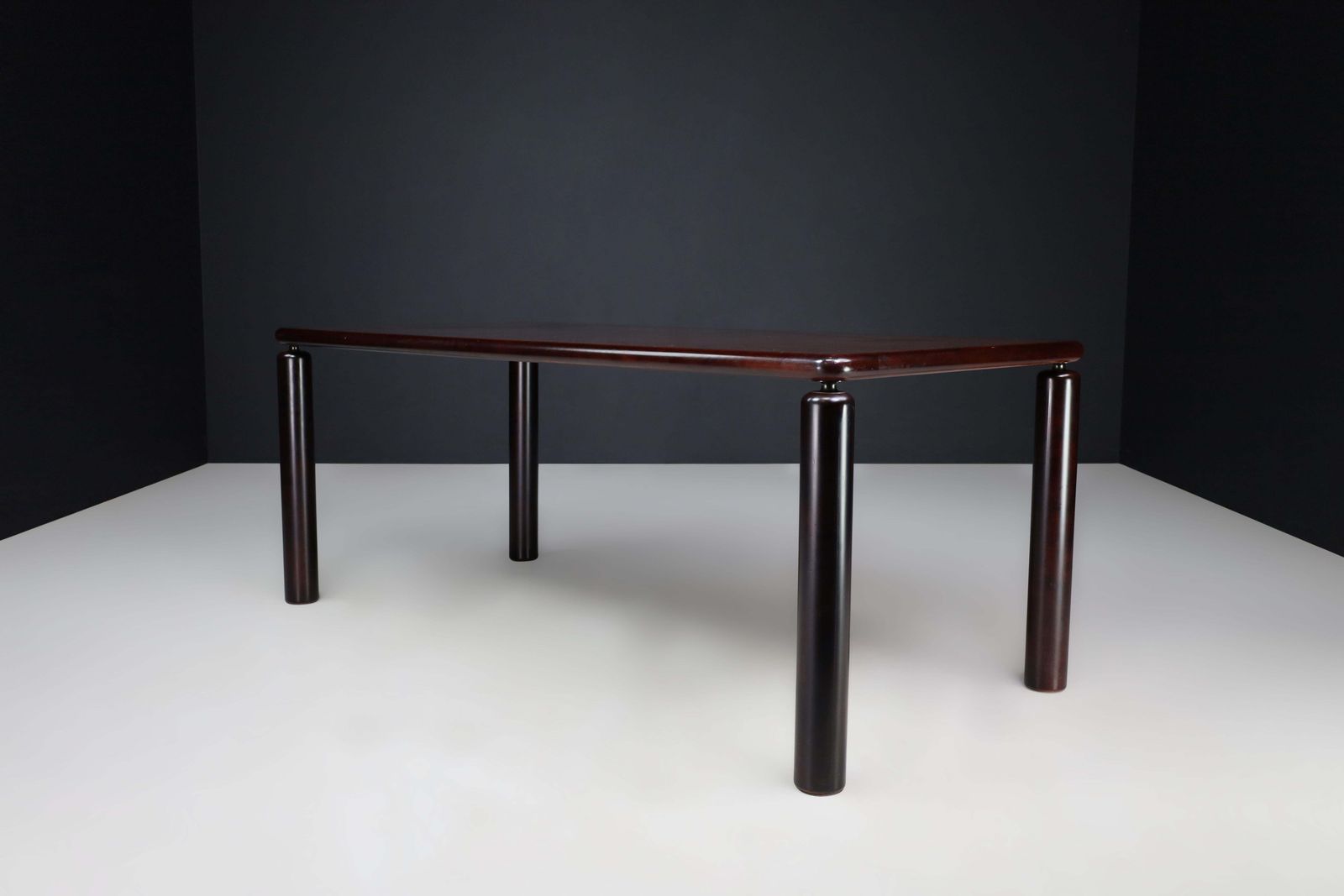 Italian Modernist Dining Table Attributed To The Style Of Tobia Scarpa, 1970s photo buy