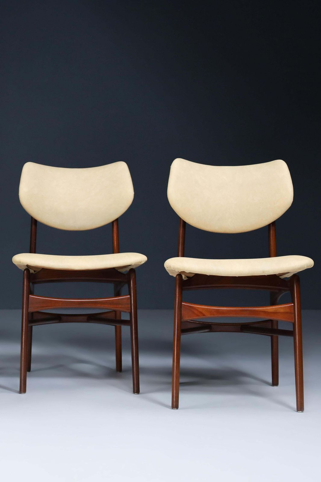 Louis Van Teeffelen For Wébé Dining Chairs, The Netherlands 1960s photo vinterior