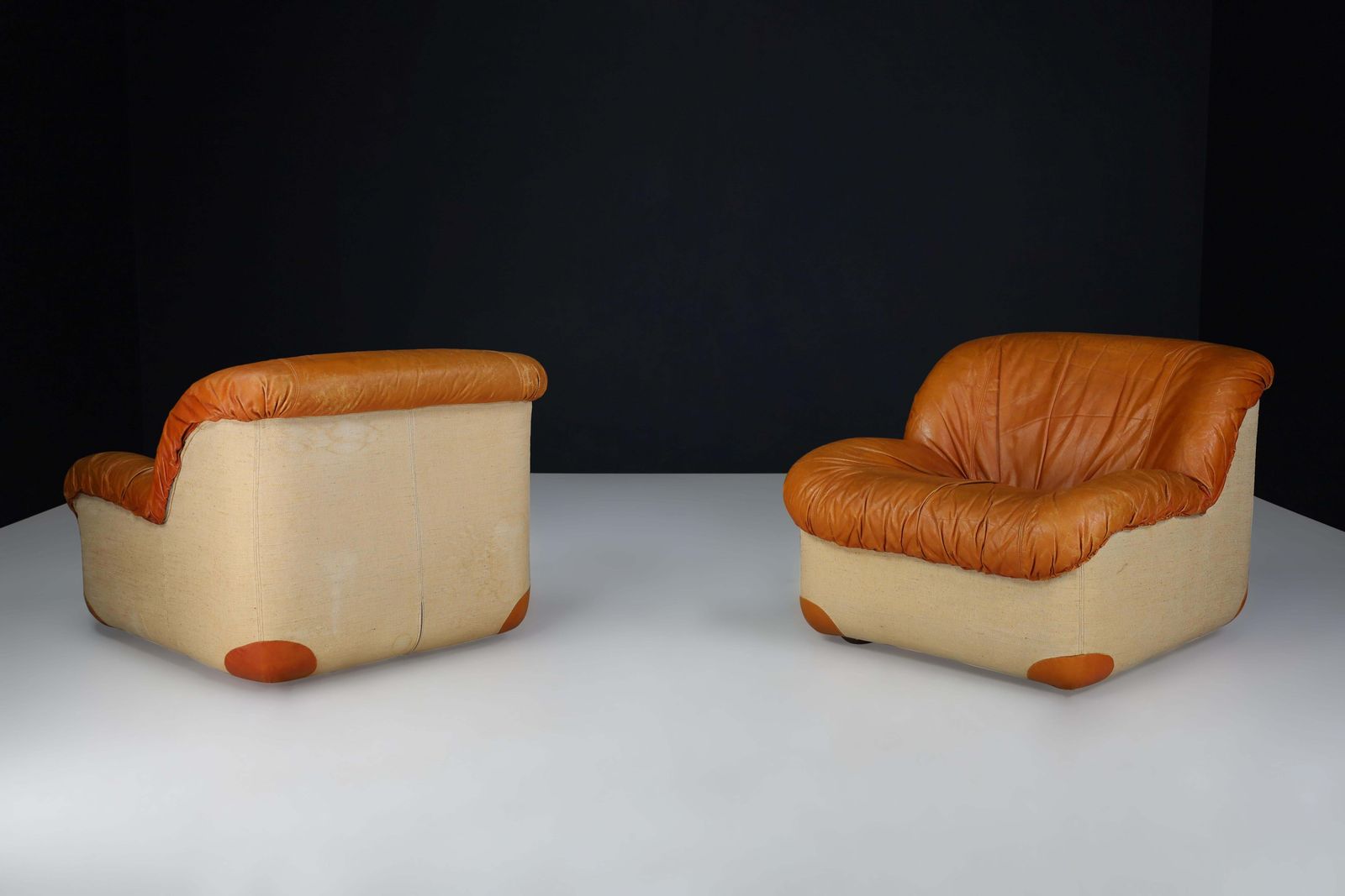 Mid Century Modern Lounge Chairs By Guido Faleschini In Patinated Cognac Leather photo vinterior