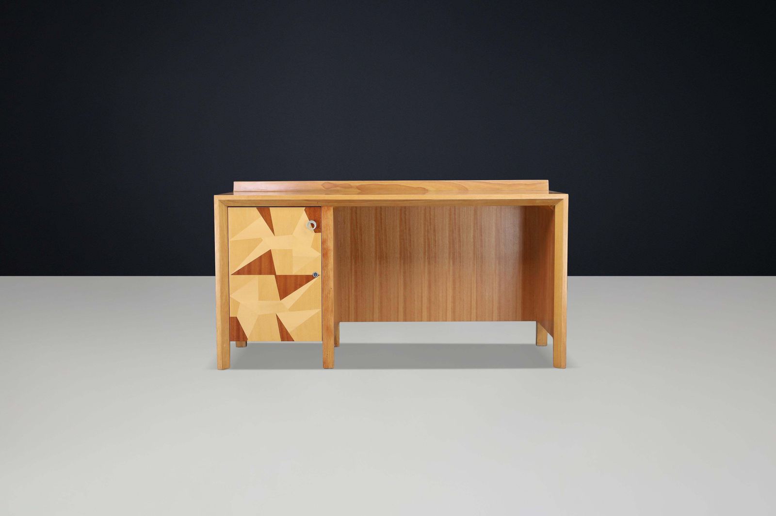 Giovanni Michelucci Geometric Inlaid Wood Desk, Italy, 1970s photo vintage