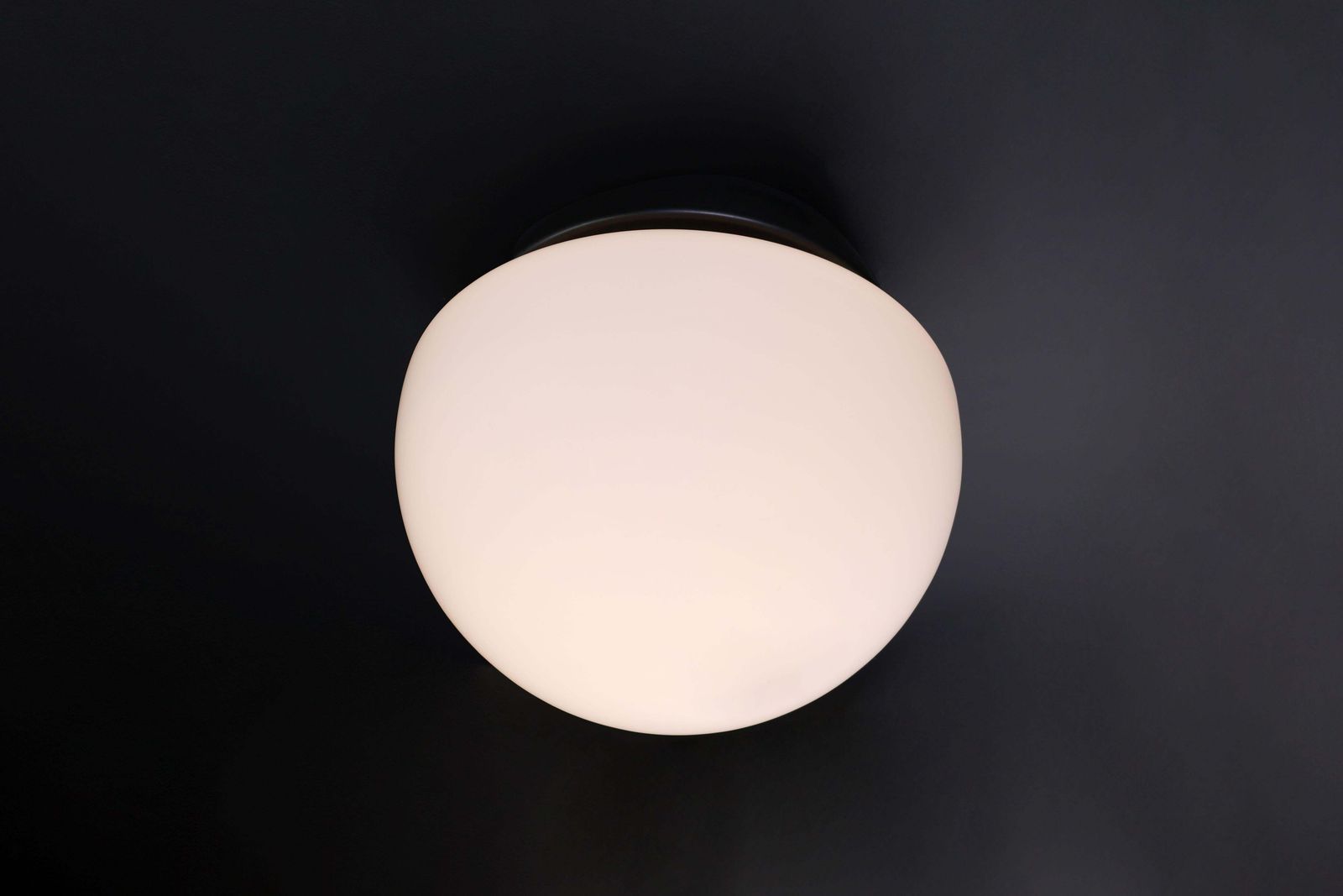 photo furniture Xl Italian Mushroom Flush Mount / Sconces /Table Lamp In Opaline Glass And Metal