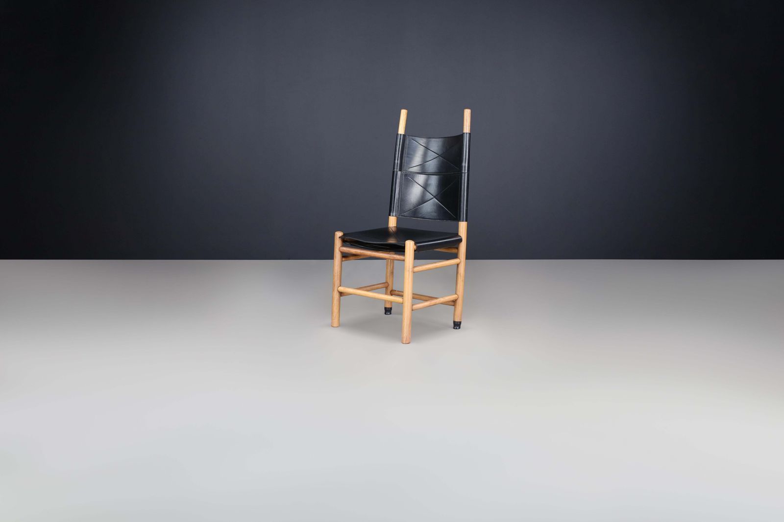 Carlo Scarpa Black Leather Kentucky Dining Room Chairs For Bernini, Italy  1977 photo 11722.0
