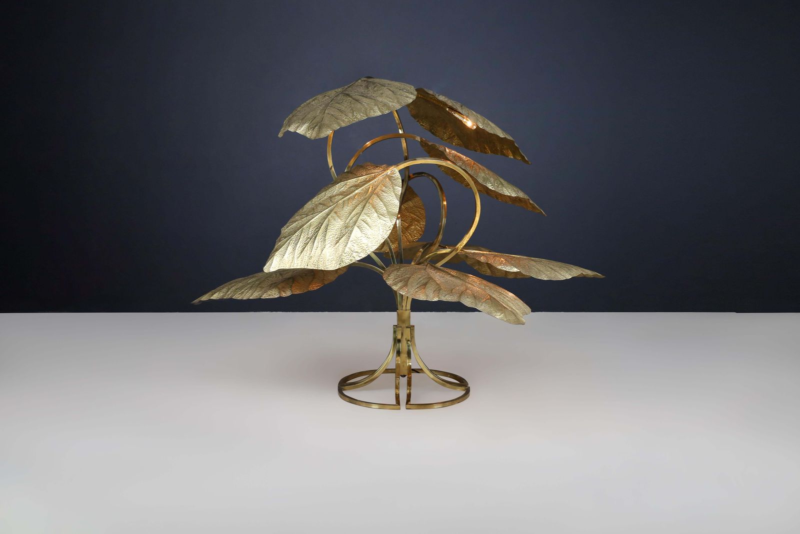 18606.0 Carlo Giorgi For Bottega Gadda Gigantic Brass Floor Lamp, Italy 1970s photo