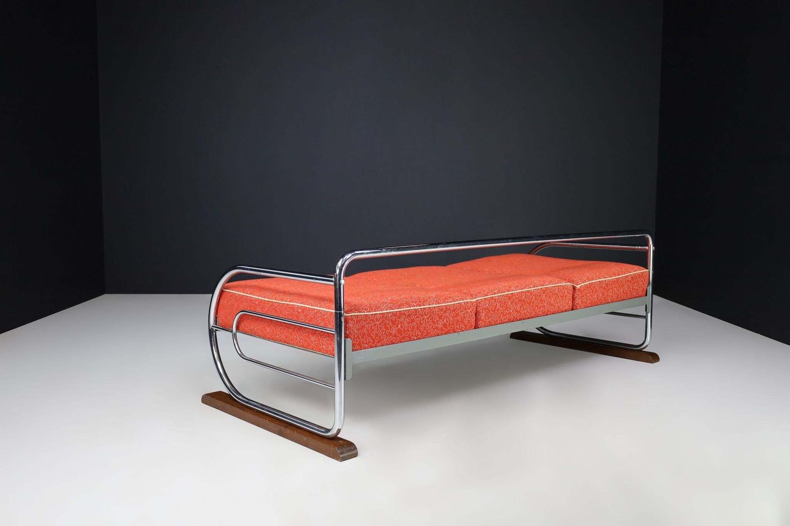 Bauhaus Chrome Sofa With Original Upholstery By Hynek Gottwald, Prague 1930s photo vinterior