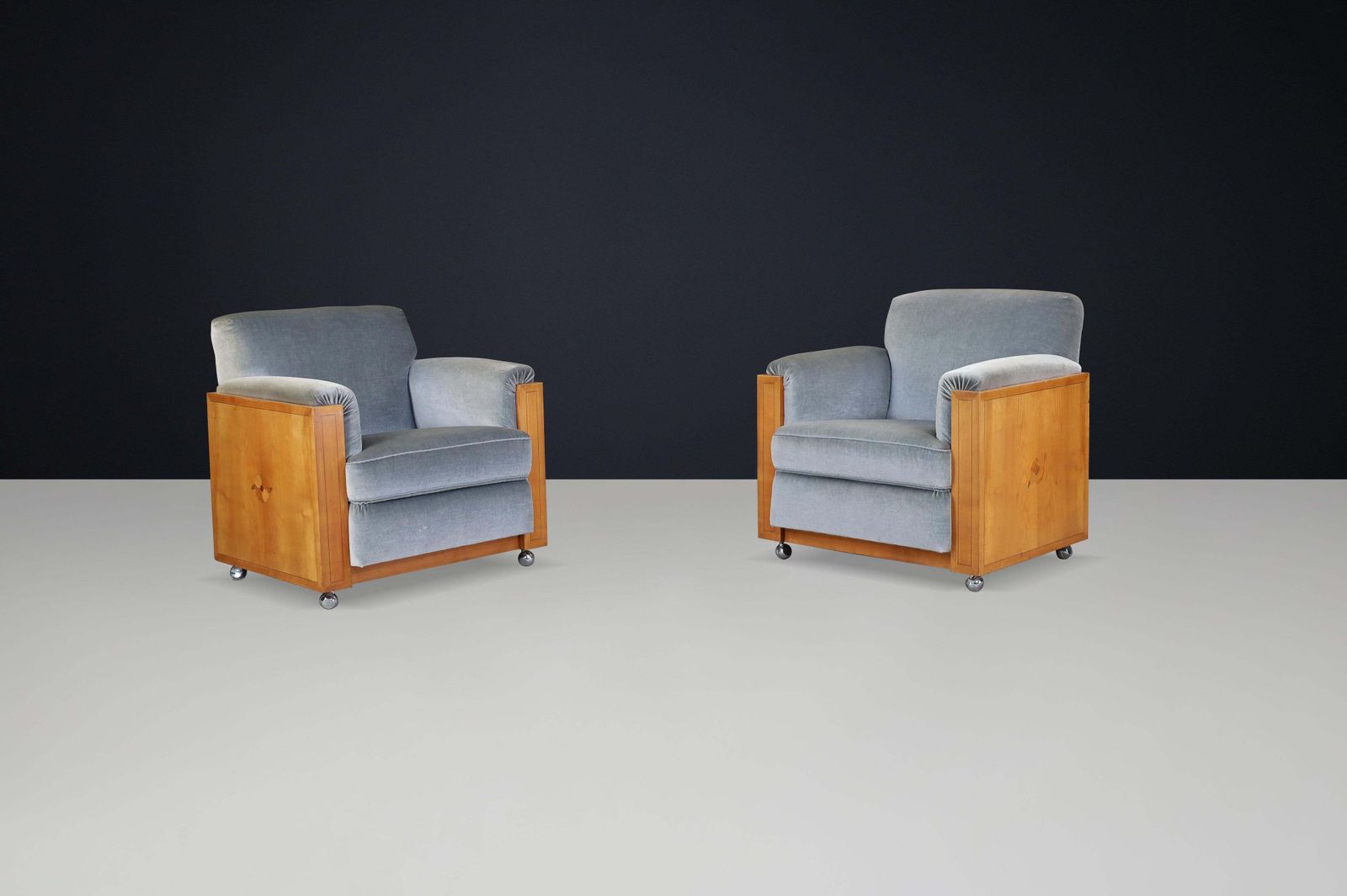 photo furniture Pair Of Dutch Art Deco Armchairs With Inlay Motif In Oak And Velvet, 1930s