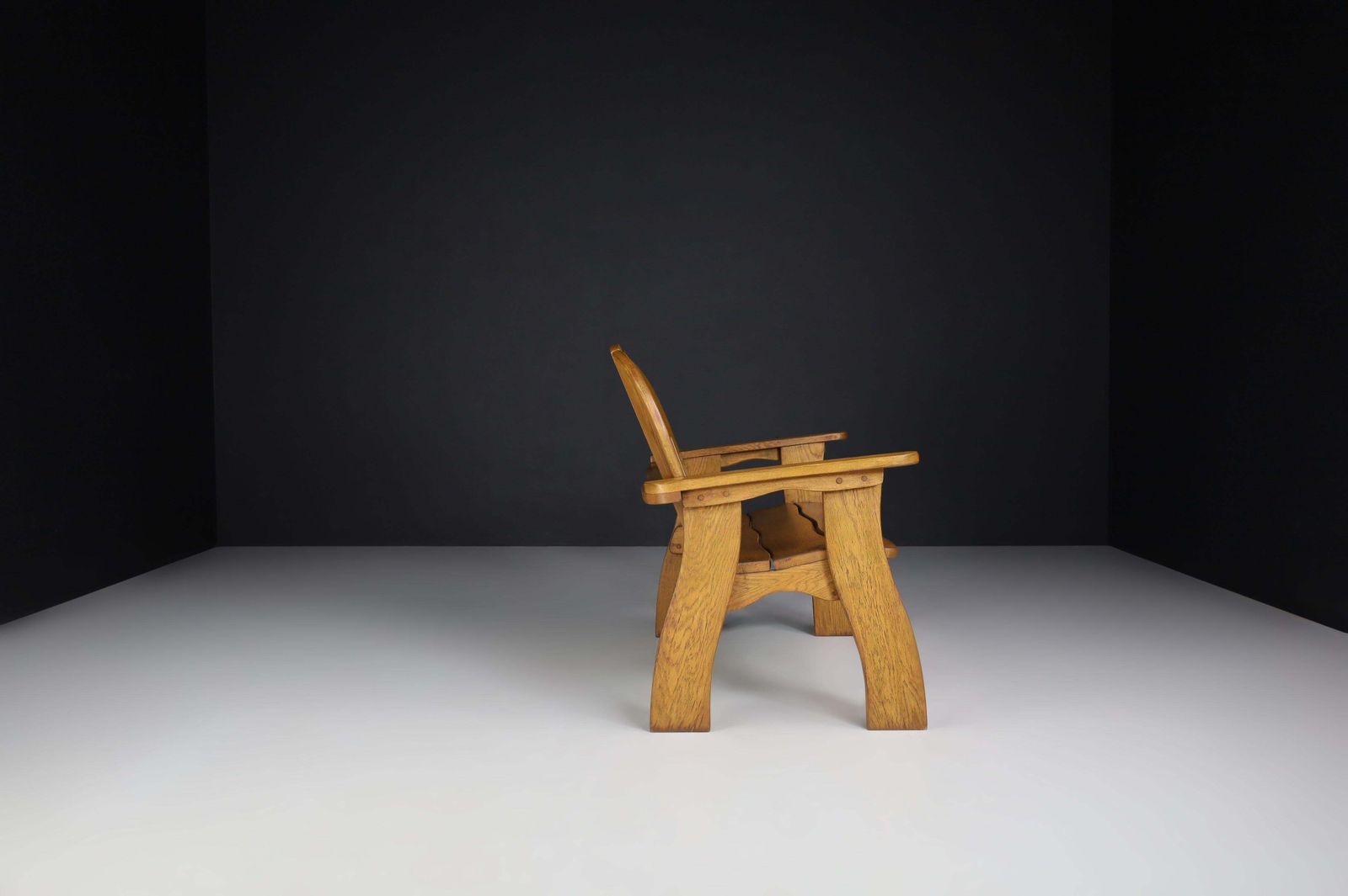 photo furniture Sculptural Bench In Oak, France, 1960s