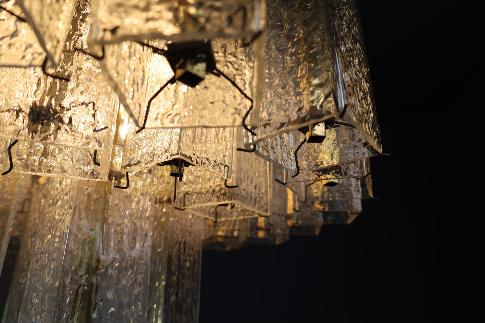 Le Grande Xl Midcentury Chandelier In Brass & Structured Ice Glass, Austria 1950 photo buy