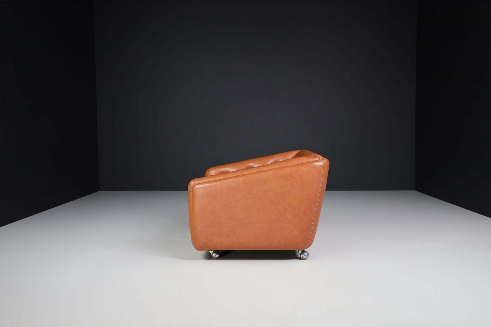 Lounge Chair C610 By Geoffrey Harcourt For Artifort, Netherlands, 1969 photo buy
