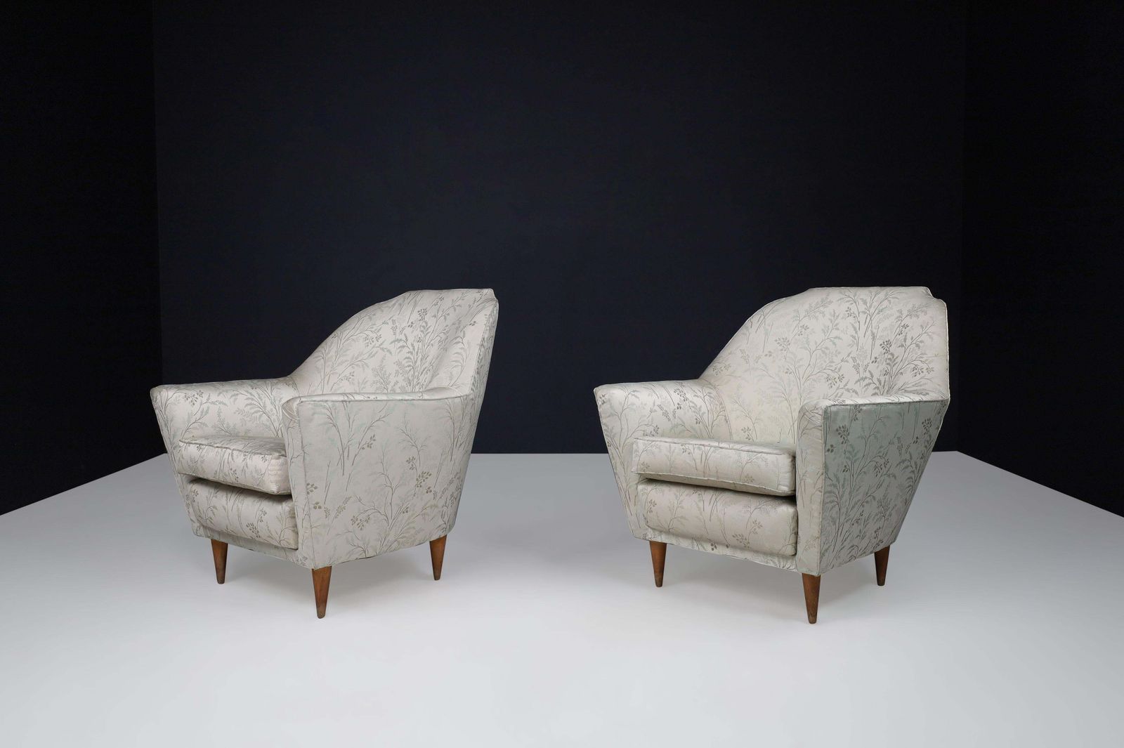Furniture Mid Century Armchairs In Fabric And Tapered Wooden Legs, Italy 1950s photo