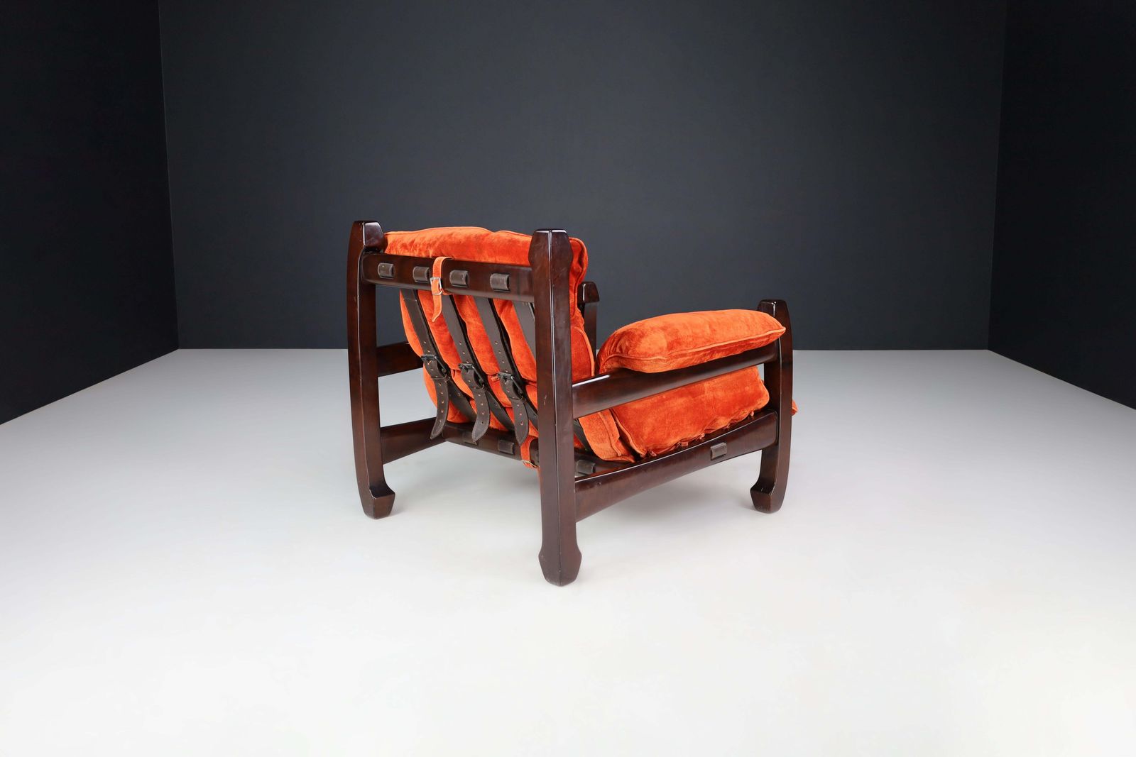photo for sale Luciano Frigeri Lounge Chair And Ottomann "Samurai", Italy, 1960s