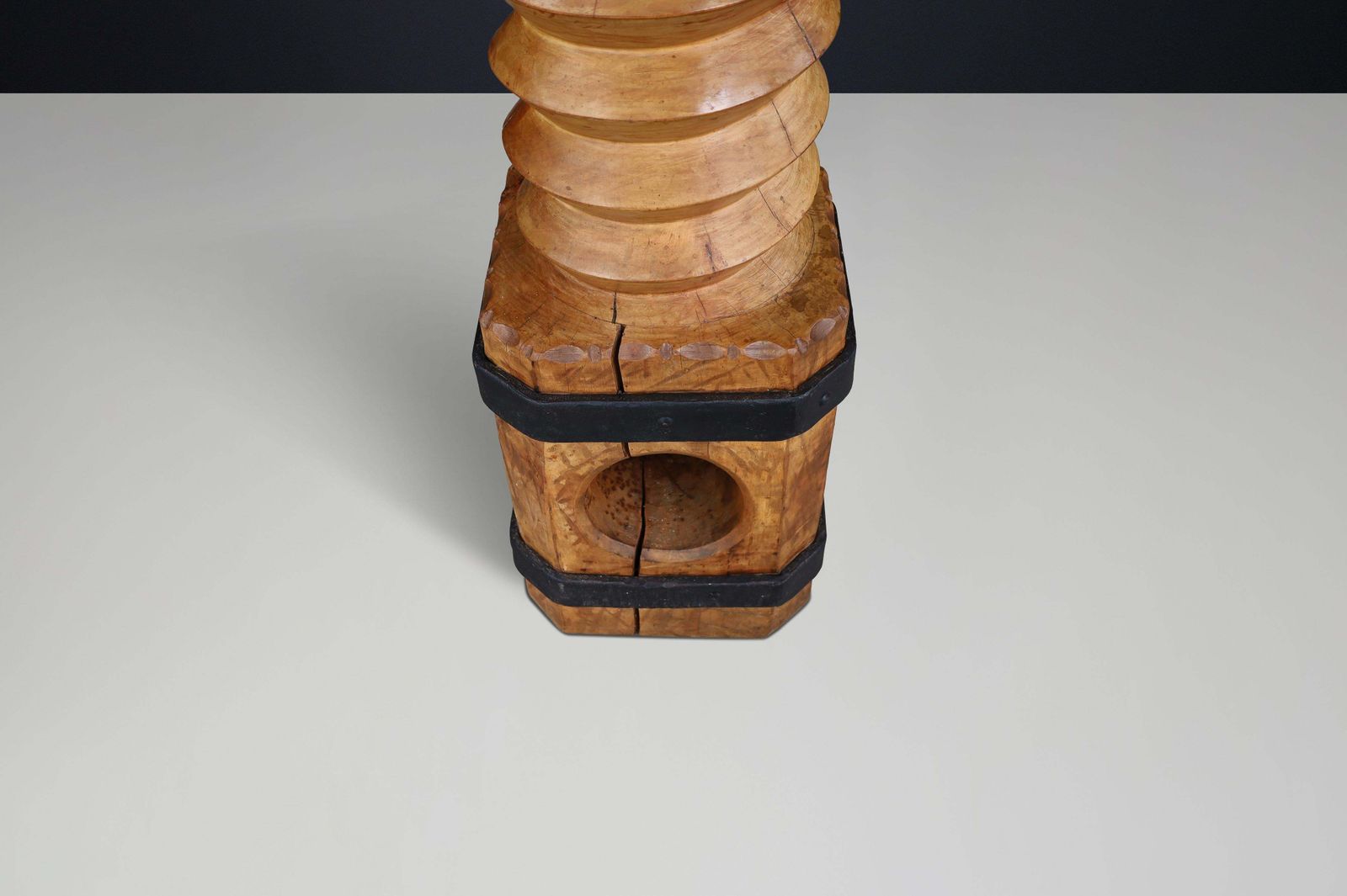 19th Century French Grape Press Screw Pedestal With Amazing Patina photo 2537.0