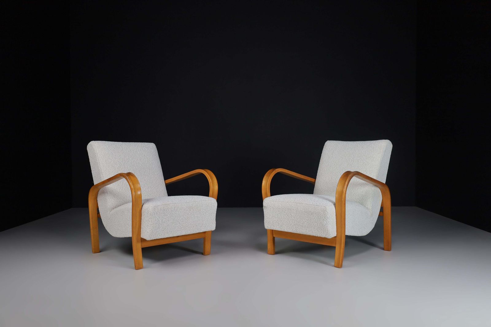 Karel Koželka & Antonín Kropáček Bentwood Armchairs. photo furniture