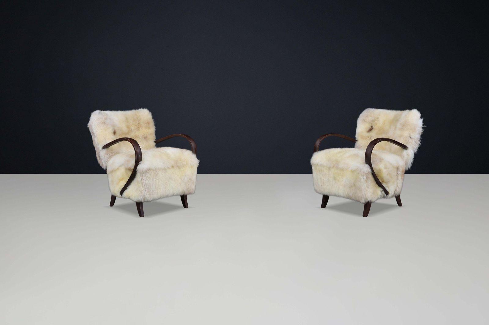 1930s Jindřich Halabala Bentwood Lounge Chairs In Sheepskin, Thonet photo furniture