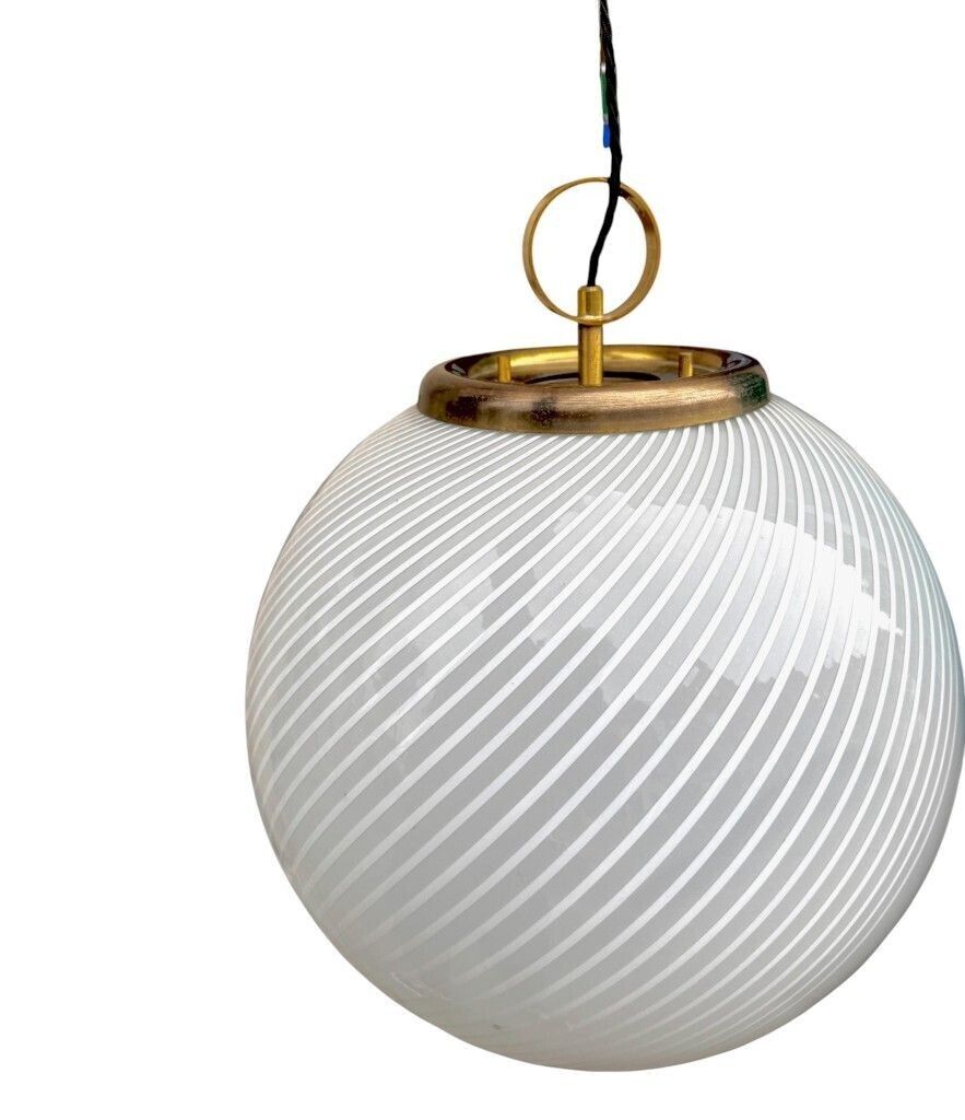 A Large 1960s Venini Murano Glass Ball “Tessuto” Swirl Pendant Light photo vintage