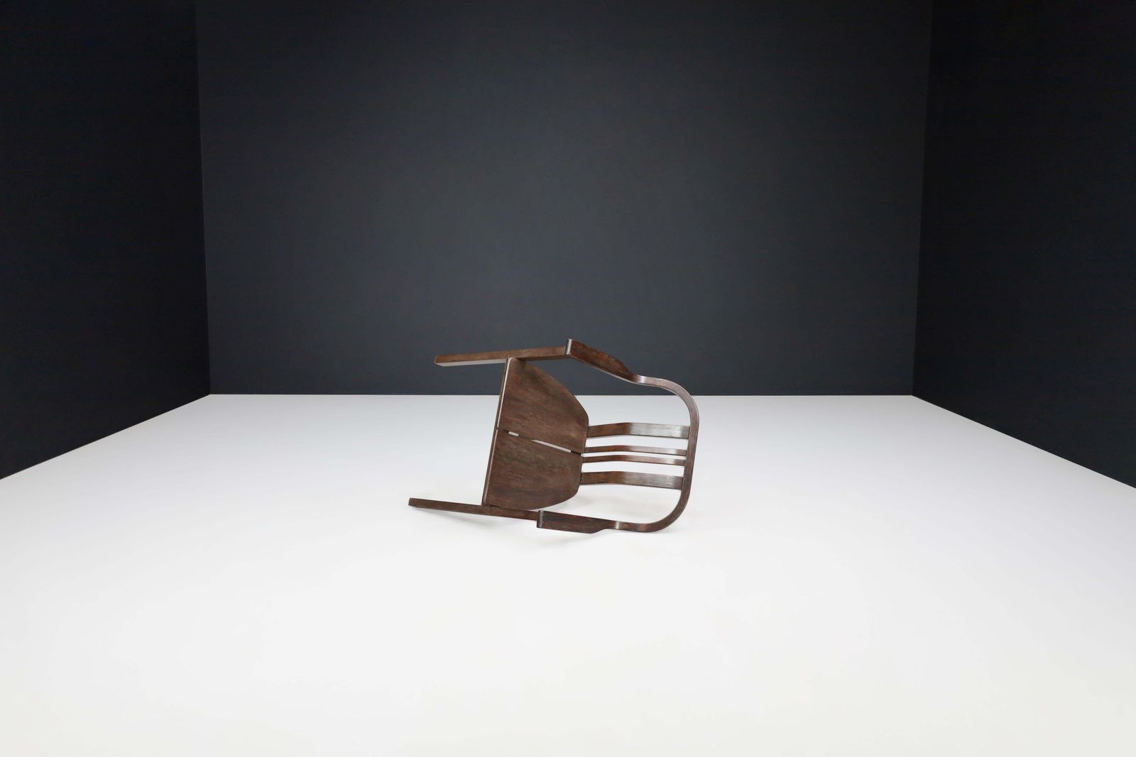 Bentwood Armchair, Czechoslovakia, 1930s — Art Deco Meets Bauhaus Elegance photo buy