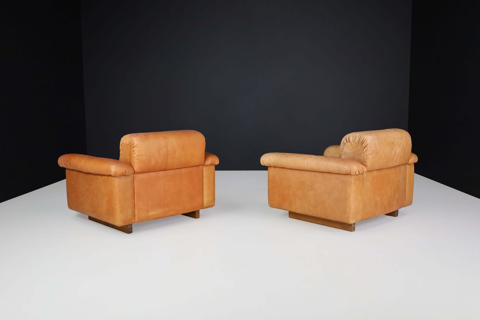 Set Of 2 De Sede Ds 45 Leather Lounge Chairs, Switzerland, 1970s photo Furniture