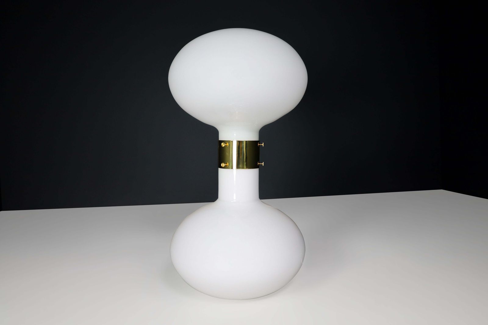 Large  Brass And Opaline Glass Floor Table Lamp, Italy 1970s photo vintage