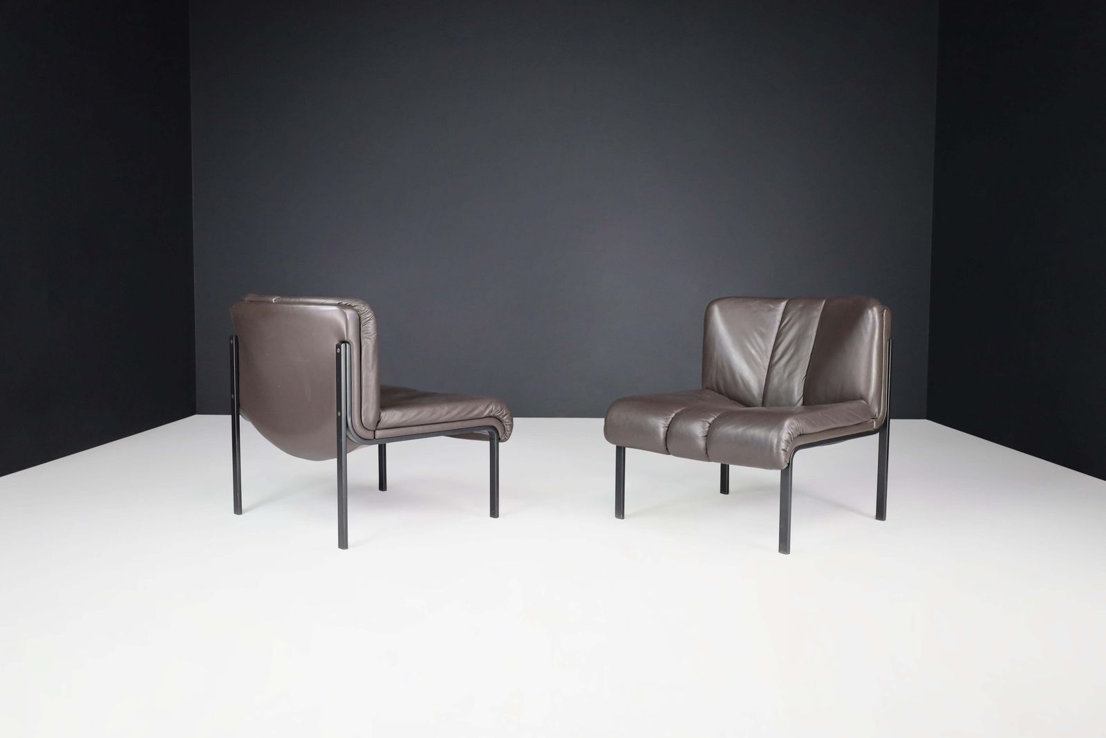 Hans Eichenberger For Girsberger ‘Eurochairs’ In Leather, Switserland, 1970s photo Furniture