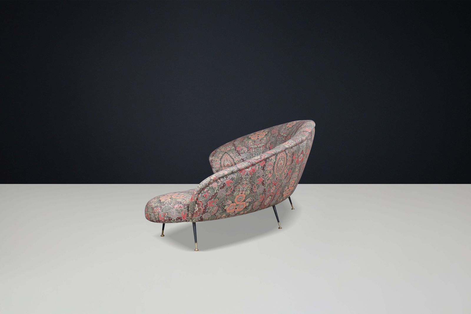 Federico Munari Curved Sofa In Original Floral Upholstery With Brass Feet, Italy photo vinterior