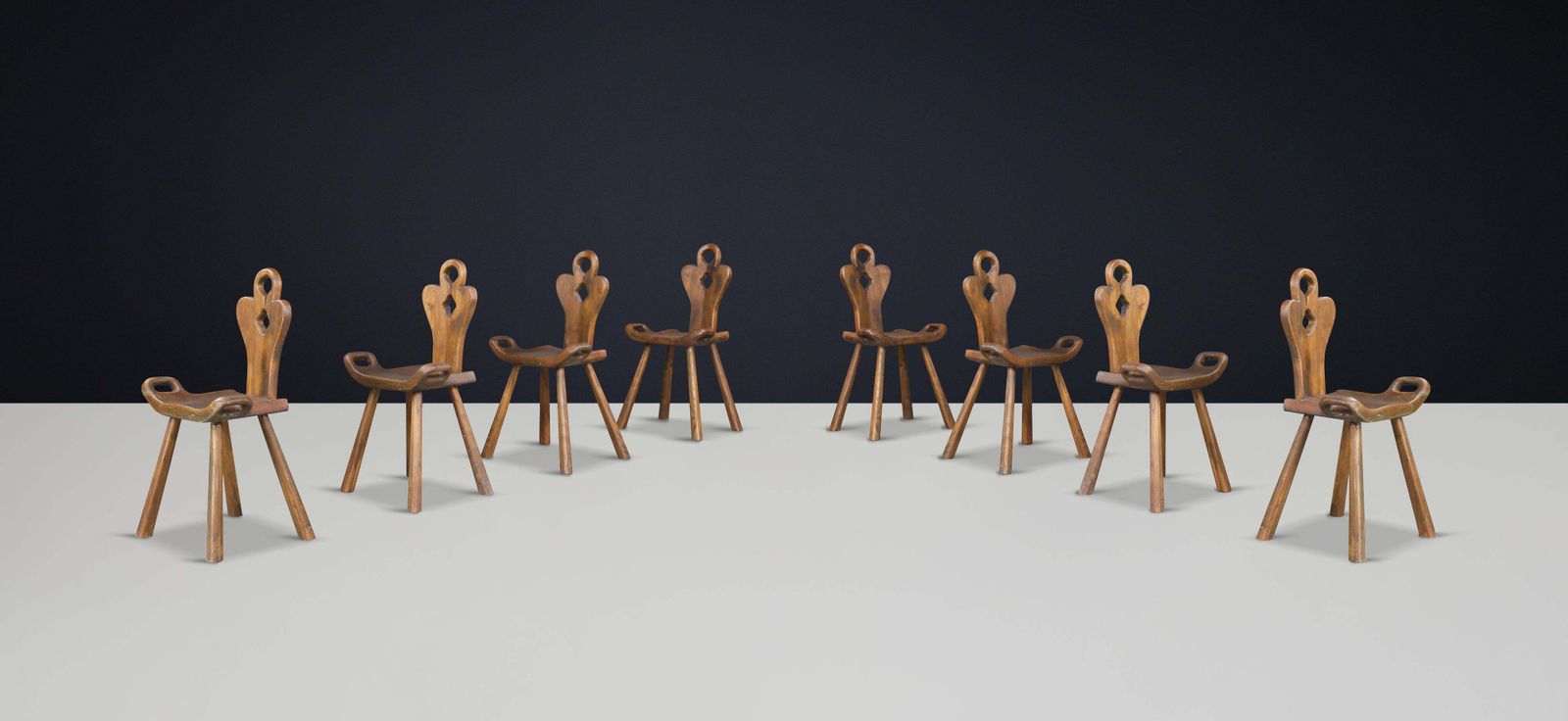 Set Of 8 Sculptural French Alpine Chairs In Solid Oak, France, 1950s photo vintage