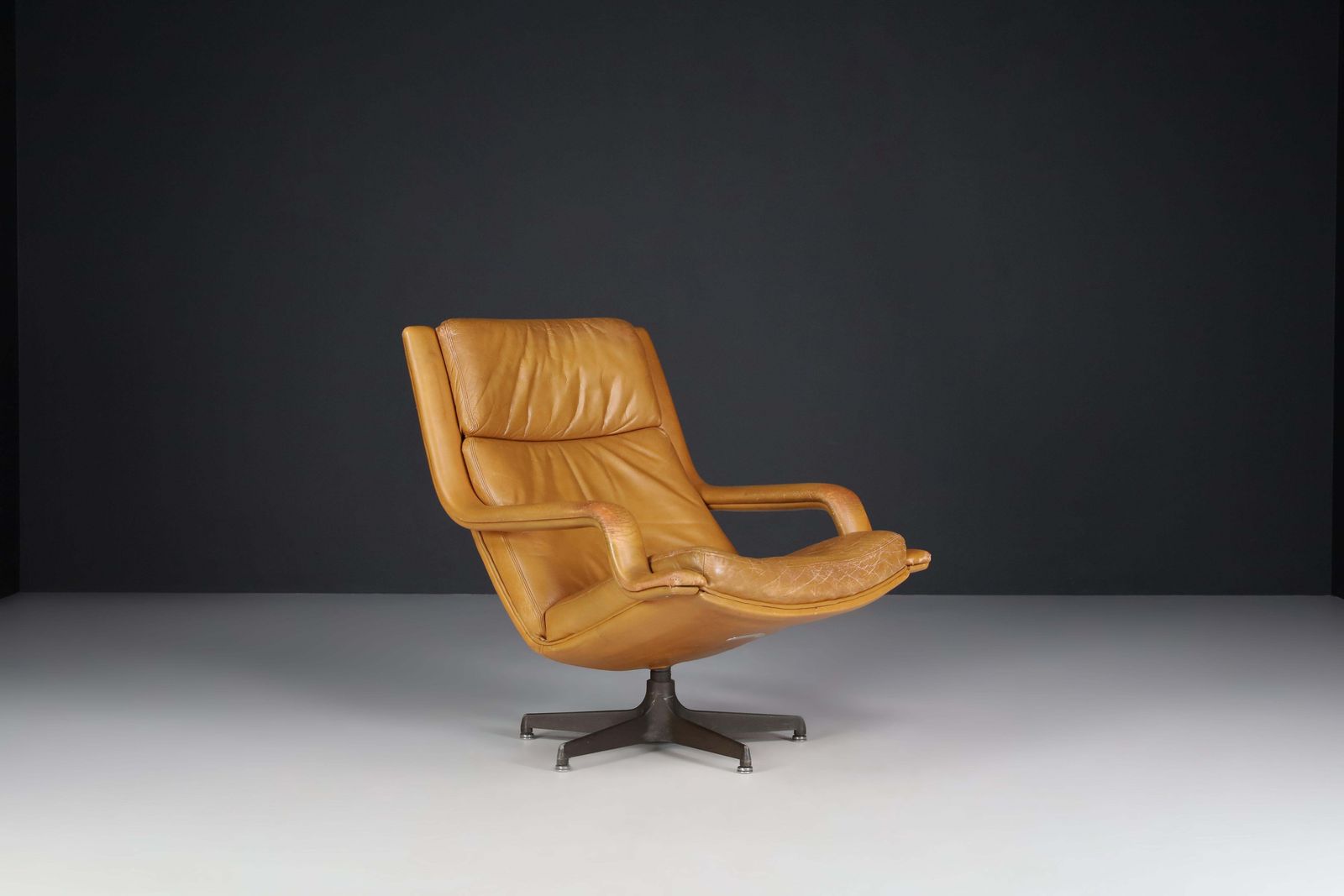 Geoffrey Harcourt Patinated Cognac Leather Swivel Lounge Chair, The Netherlands photo furniture