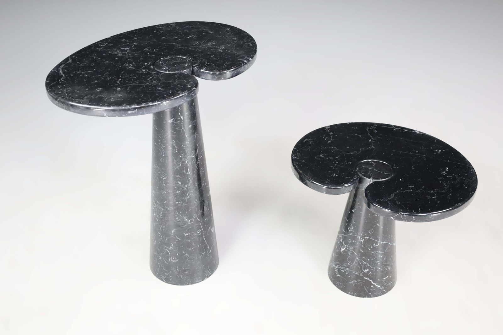 Angelo Mangiarotti Set Of 2 Nero Marquina Marble Consoles For Skipper Italy 1970 photo furniture