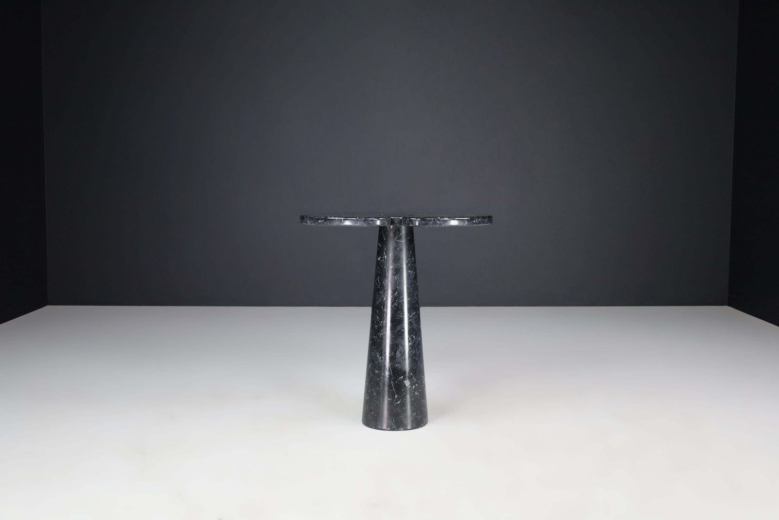 Angelo Mangiarotti Set Of 2 Nero Marquina Marble Consoles For Skipper Italy 1970 photo 6114.0
