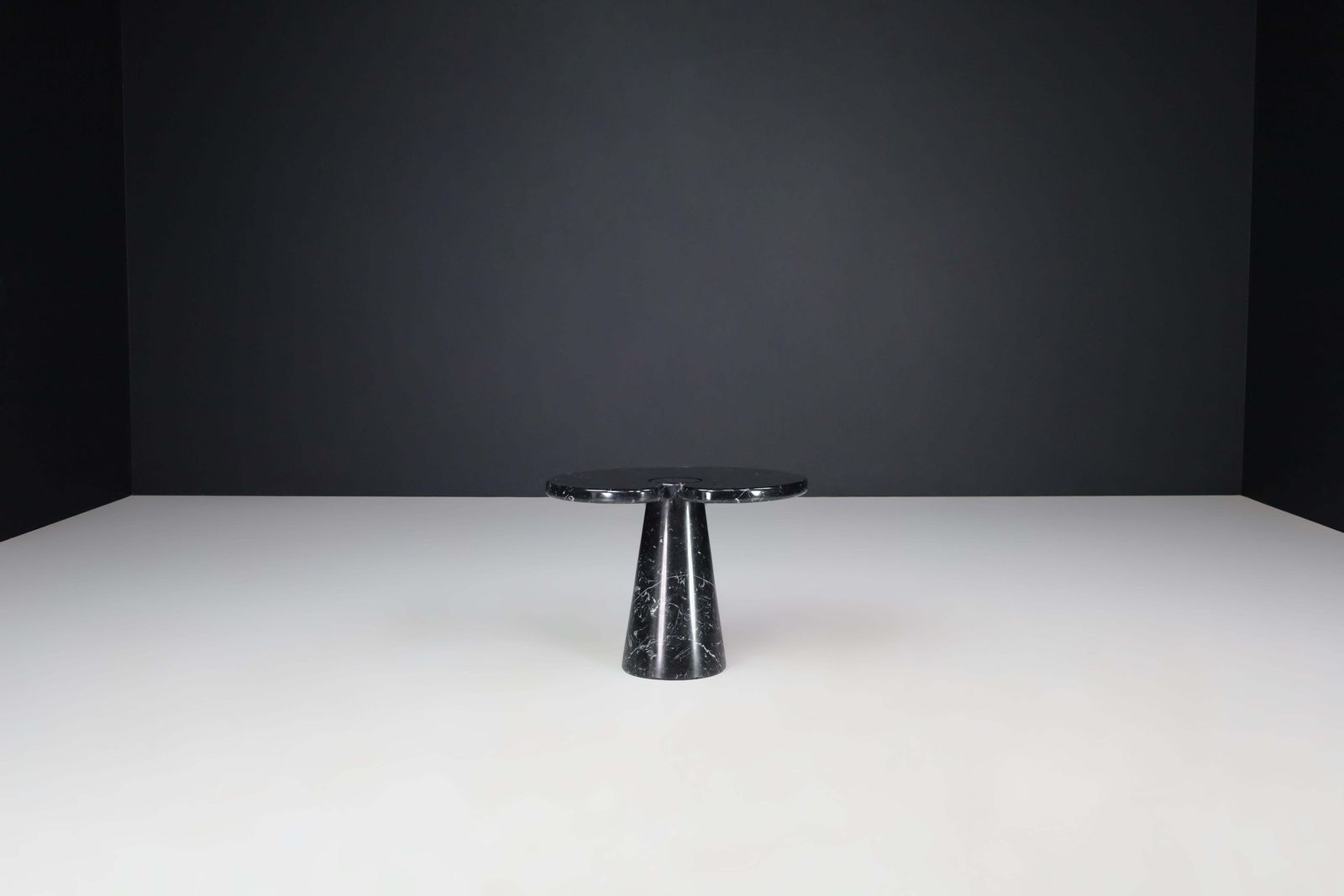 Angelo Mangiarotti Set Of 2 Nero Marquina Marble Consoles For Skipper Italy 1970 photo vintage