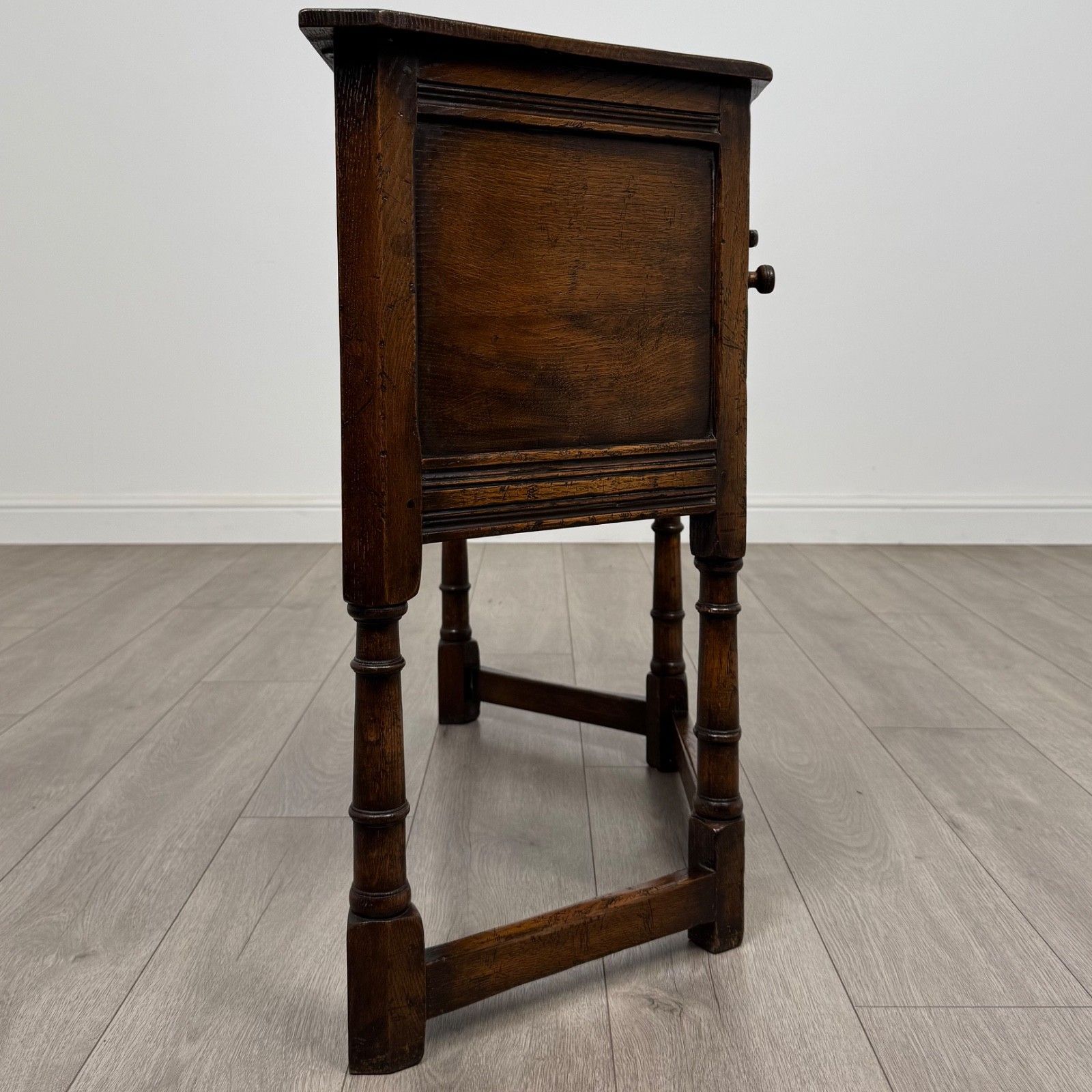 Antique 20th Century Good Quality Cupboard In Oak photo 425.0