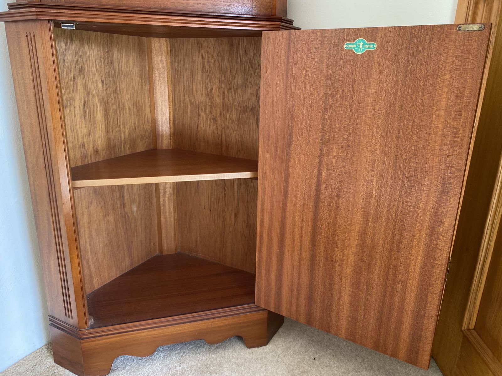 Vintage Mahogany Corner Cabinet (Strongbow Furniture) photo Furniture