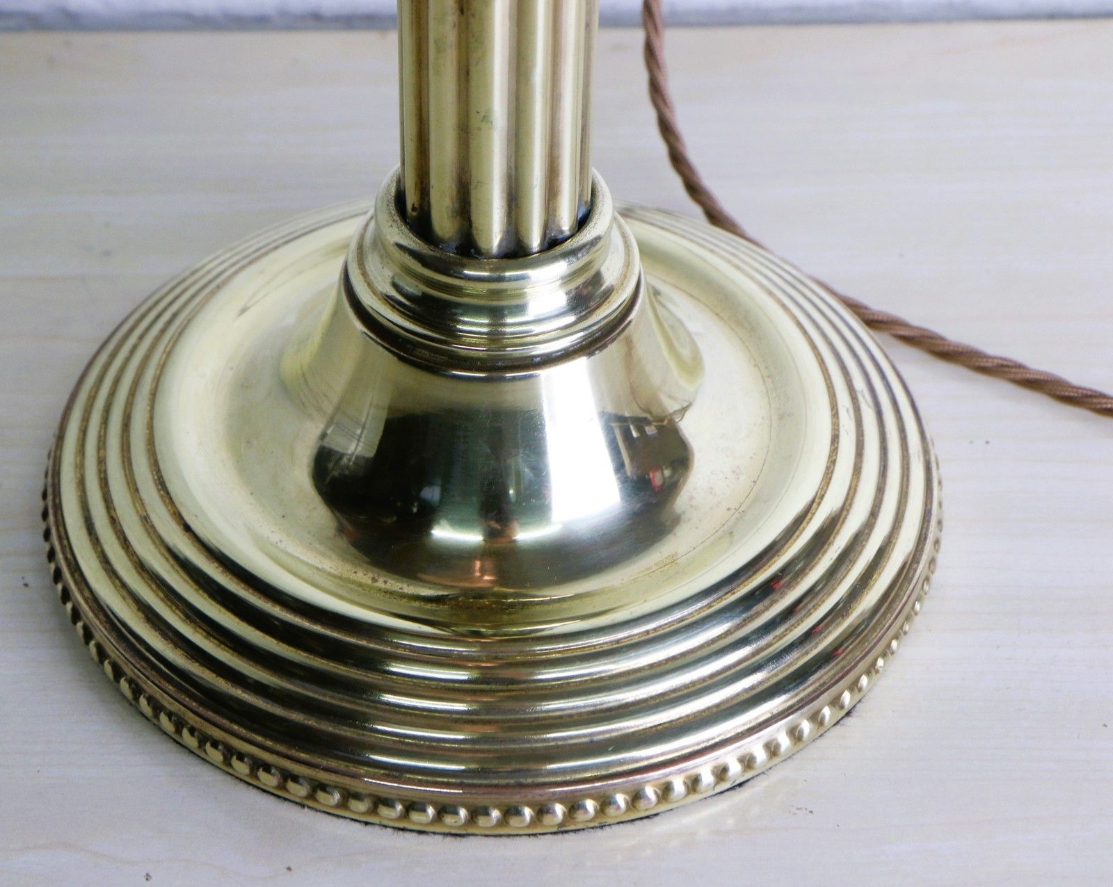 Table Lamp Corinthian Column Early 20th C. Brass Oil Lamp Conversion Round Base photo Lighting