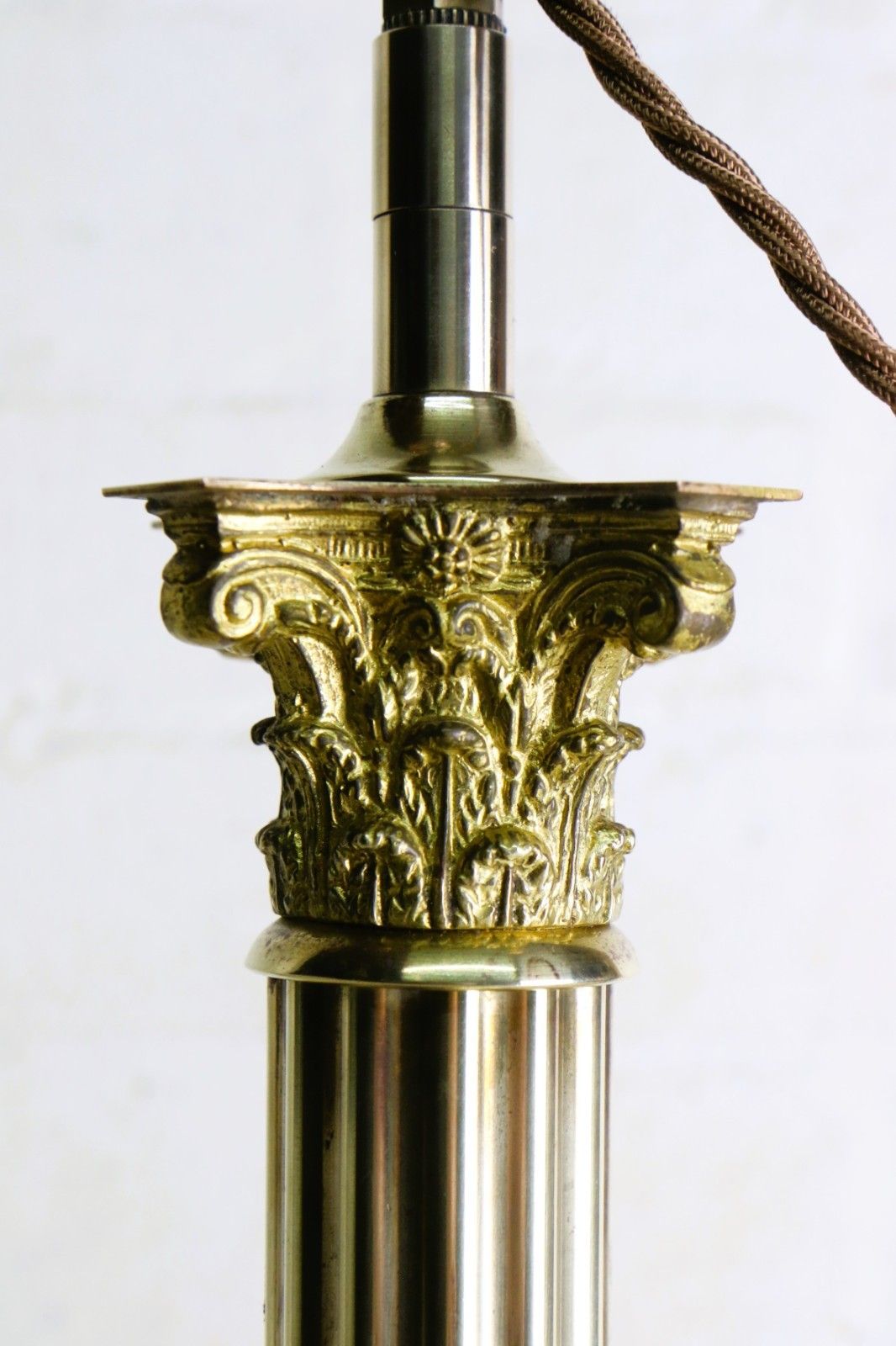 135.0 Table Lamp Corinthian Column Early 20th C. Brass Oil Lamp Conversion Round Base photo