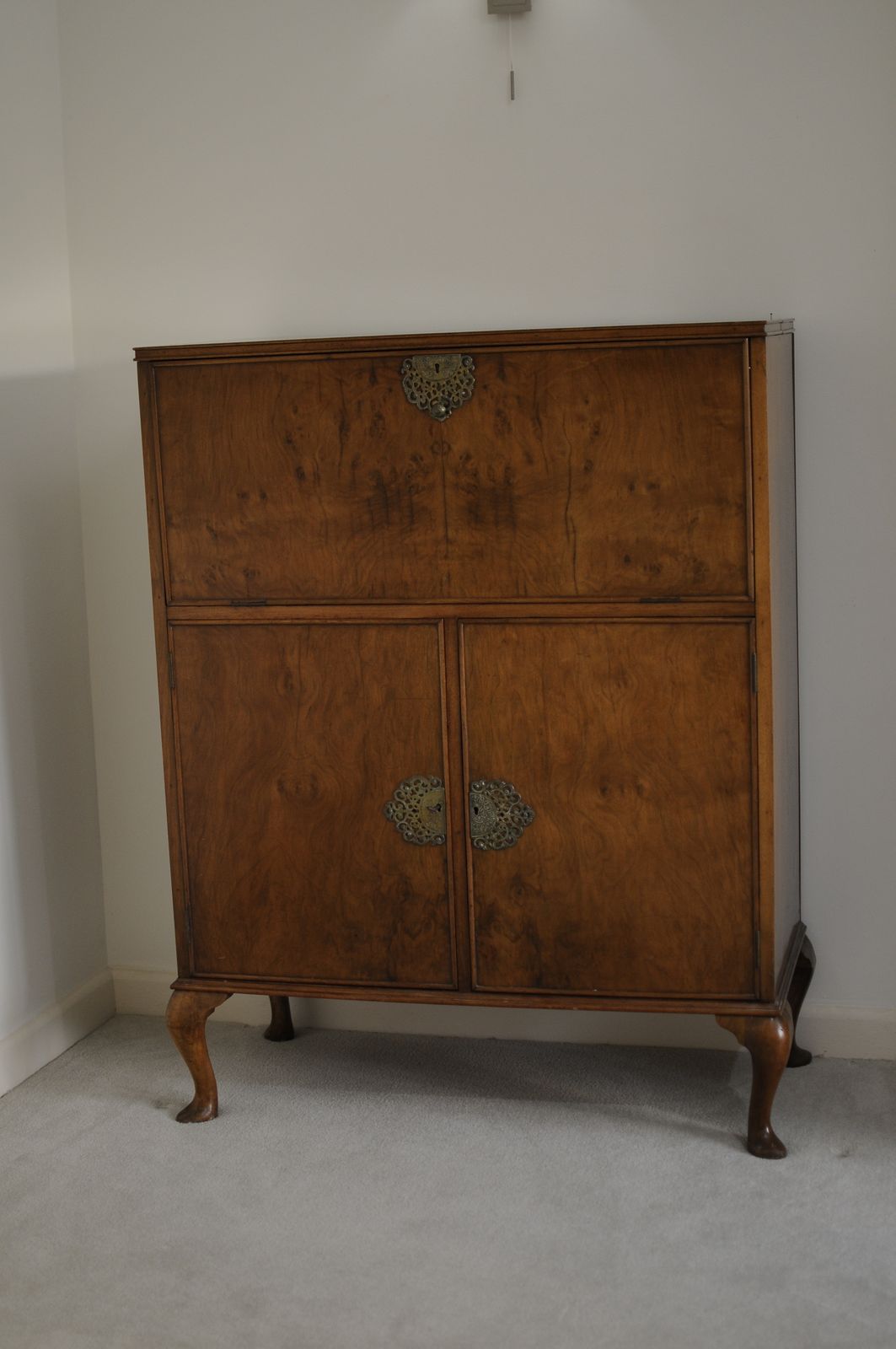 Art Deco Cocktail Cabinet Elegant Wood Veneer With Brass Detailing D43 H117 W89 photo furniture