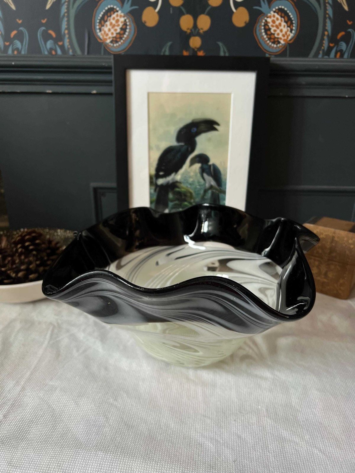 Large Murano Glass Bowl( Sommerso Style). Highly Collectible. Exquisite Piece Of Craftsmanship.
