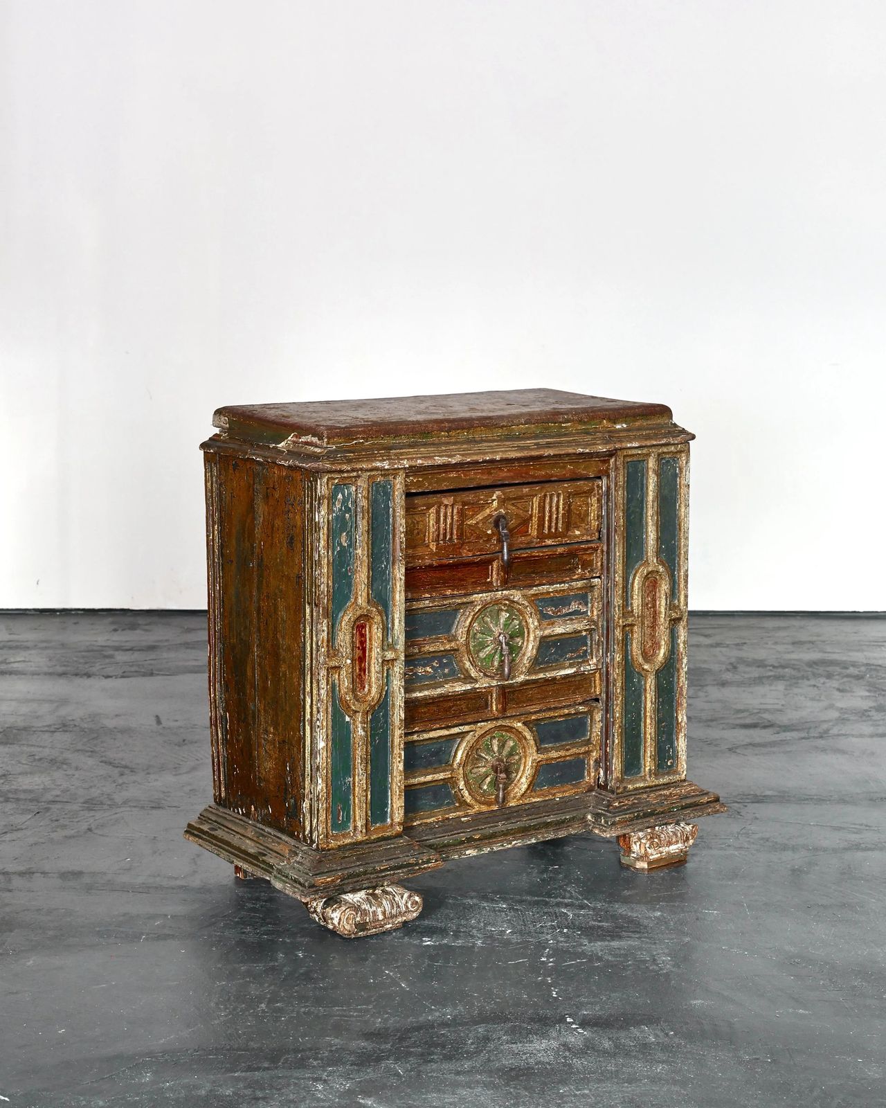 Early 18th C. Spanish Gilded & Painted Chest Of Drawers photo furniture