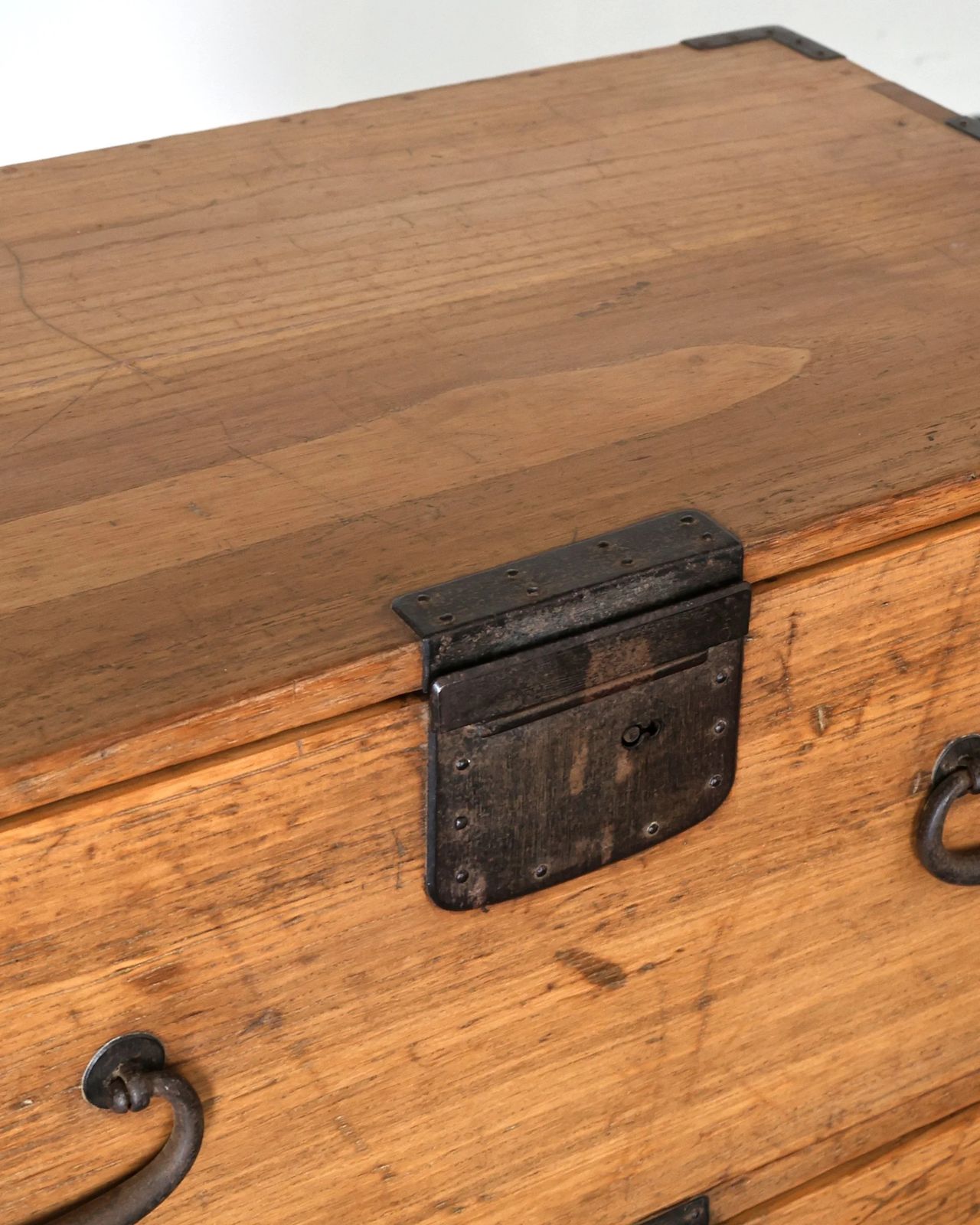 Meiji Period Tansu/Chest Of Drawers photo vintage