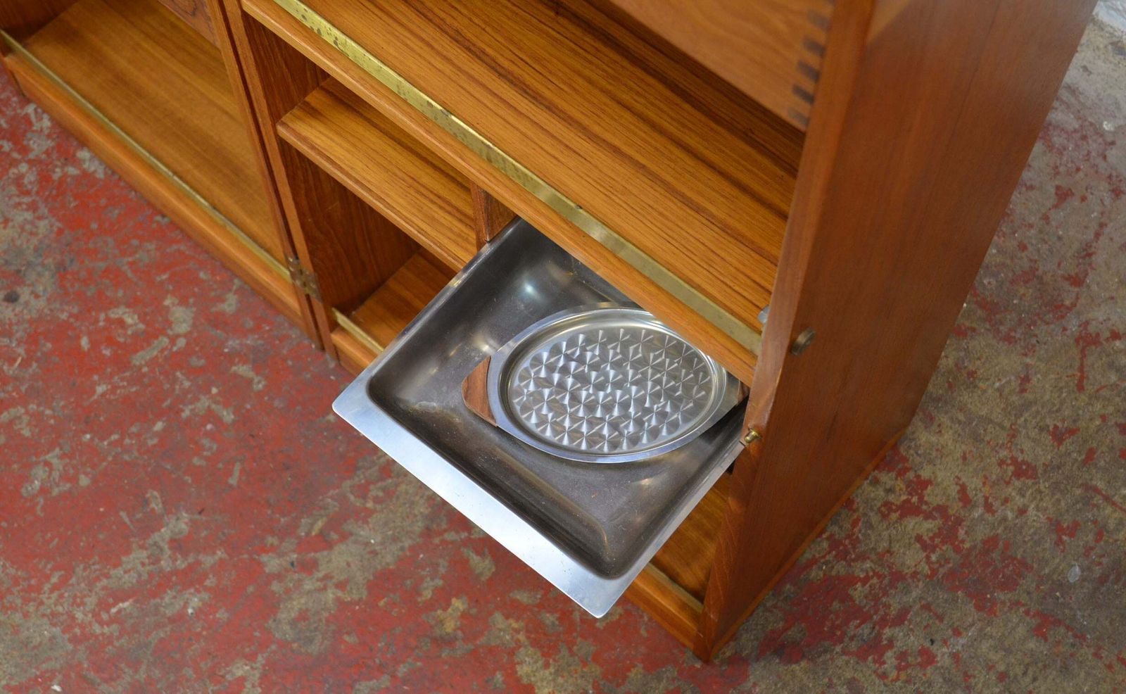 A Mid Century Metamorphic Cocktail Cabinet By Reno Wahl Iversen For Dyrlund photo vinterior