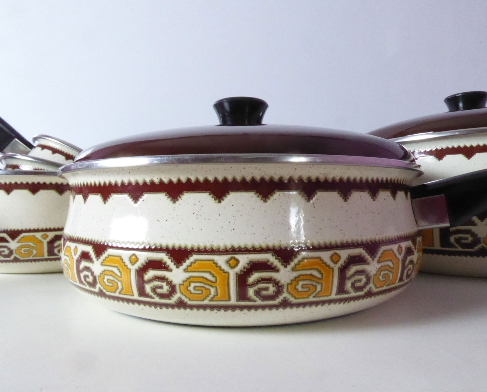 Retro Enamel Saucepan Set, French Casserole, Skillet And Three Saucepans photo vintage